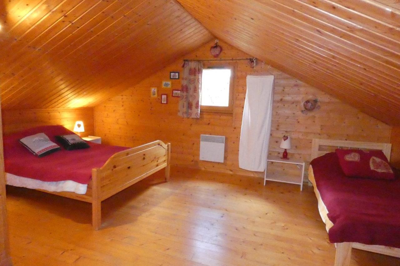 Les Chalets De La Vigne Grande Saint-Floret エクステリア 写真