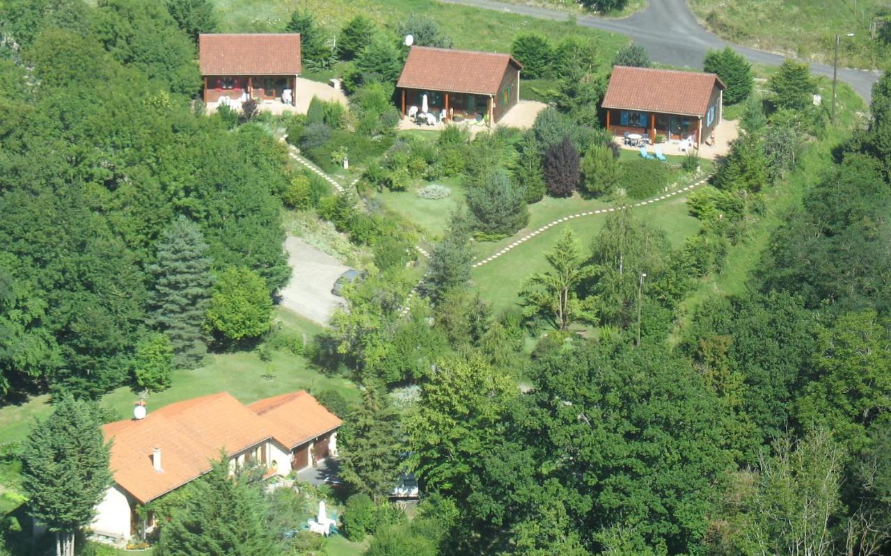 Les Chalets De La Vigne Grande Saint-Floret エクステリア 写真